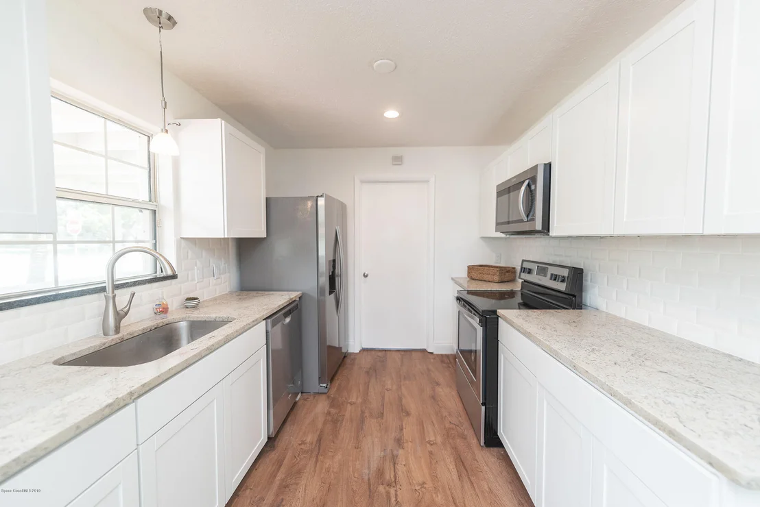 Photo of 971 Golf Street