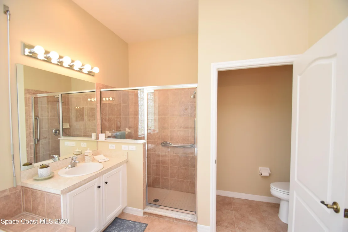 Photo of 2223 Woodfield Circle