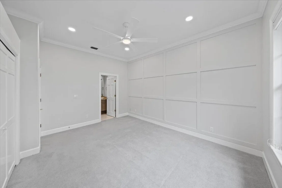 Photo of 405 Newport Drive