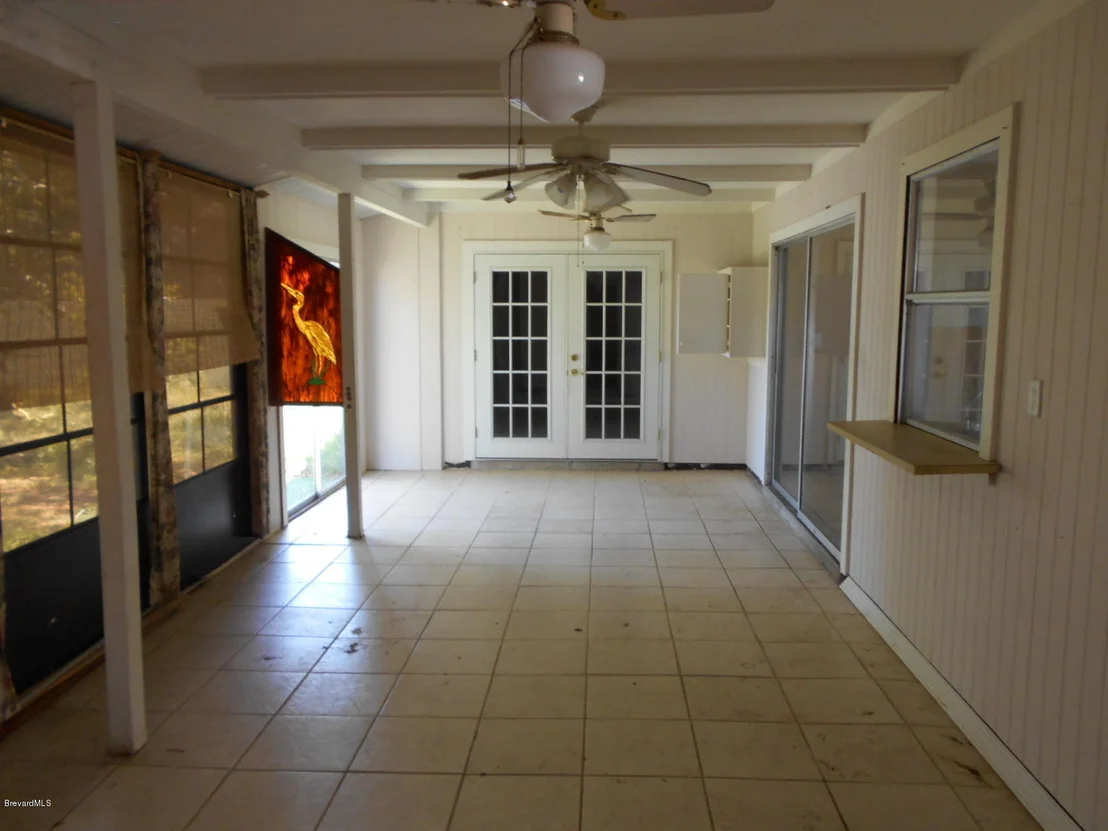 Photo of 3275 NE Dade Circle