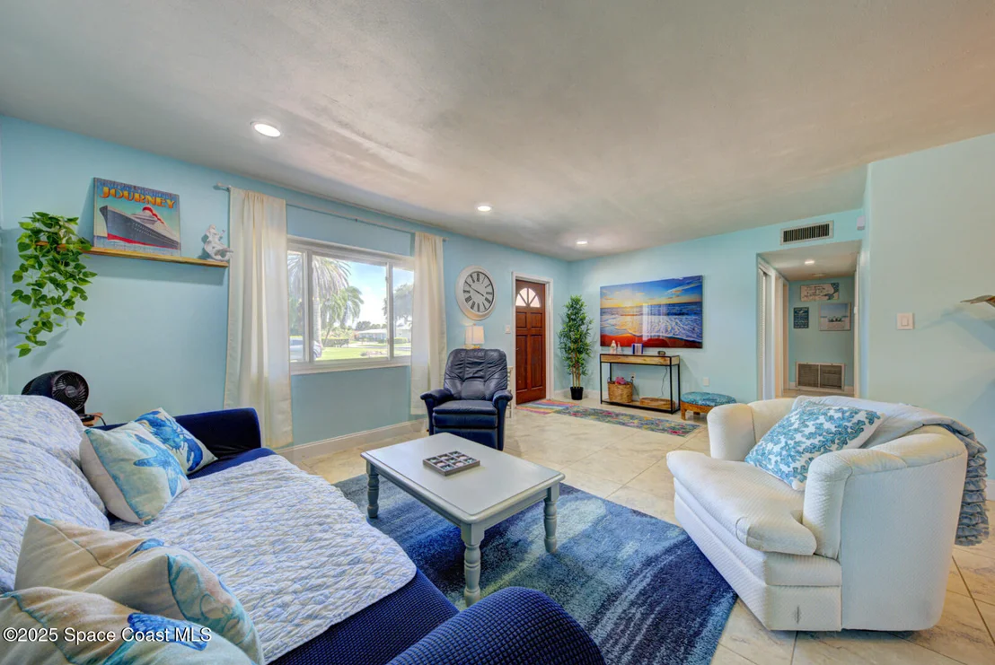 Photo of 282 Fay Drive