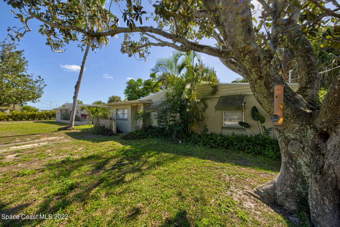 Photo of 325 Orchid Boulevard