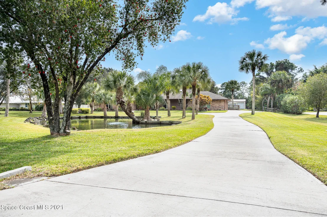 Photo of 5265 Sand Lake Drive