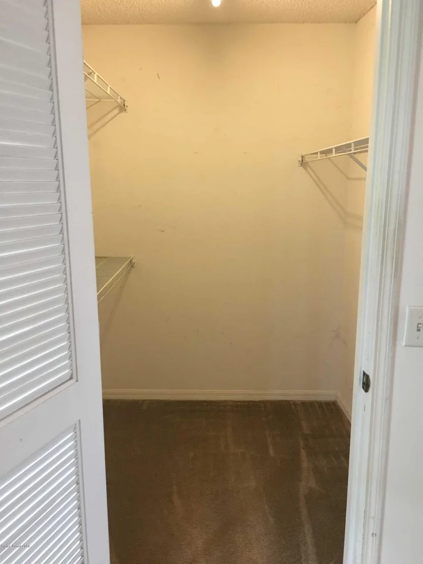 Photo of Unit 203 at 7010 Us-1
