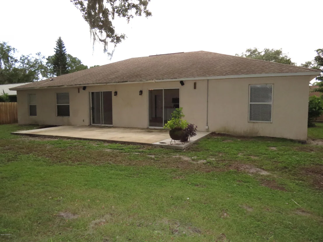 Photo of 6120 Edison Street
