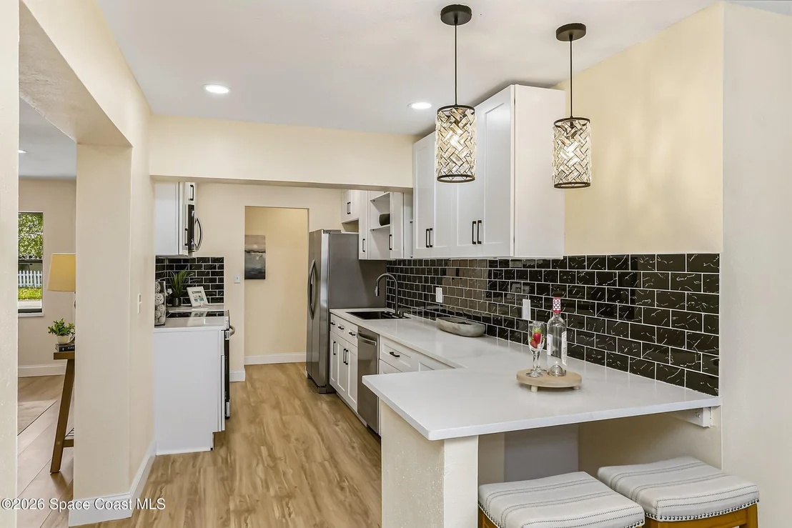 Photo of 2283 Saint Swithin Lane
