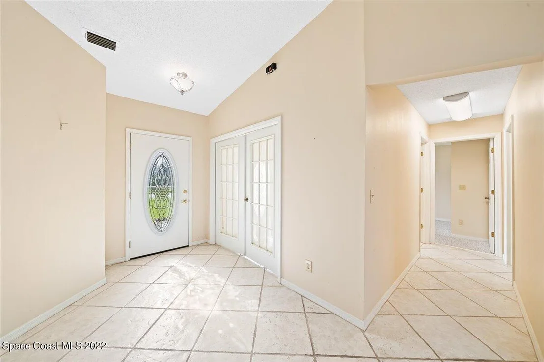Photo of 958 Tamarind Circle