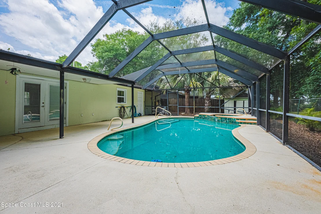 Photo of 634 Orange Court