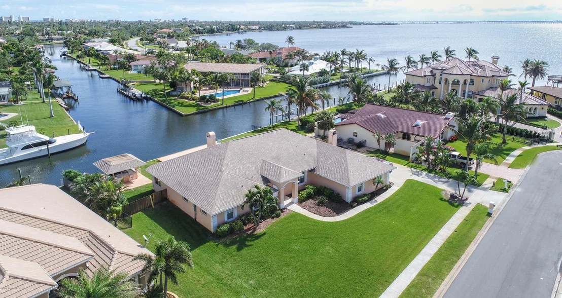 Photo of 2356 Brookside Drive