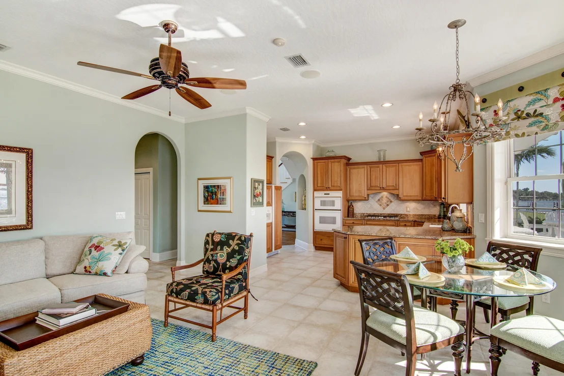 Photo of 787 Oak Ridge Drive