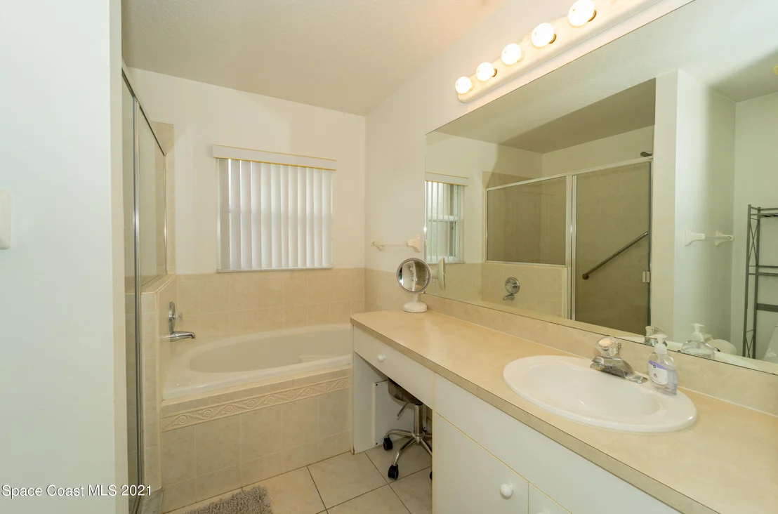 Photo of 2100 Spring Creek Circle NE