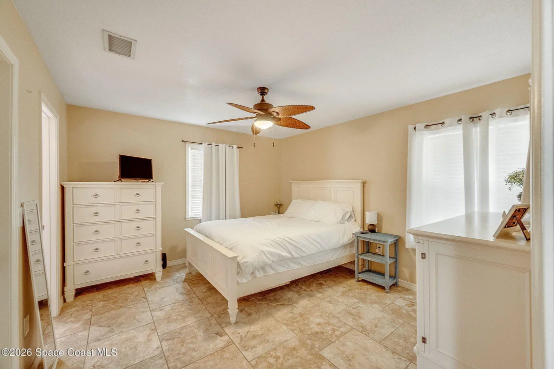 Photo of 6574 Haven Avenue