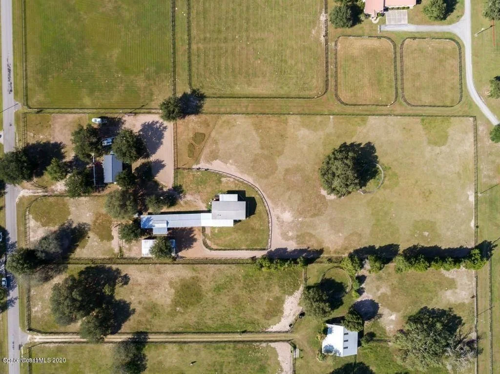 Photo of 2564 Smitty Road