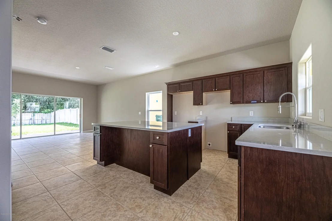 Photo of 425 Dryden Circle