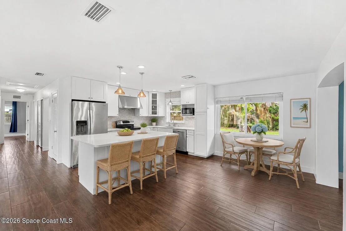 Photo of 403 12th Avenue
