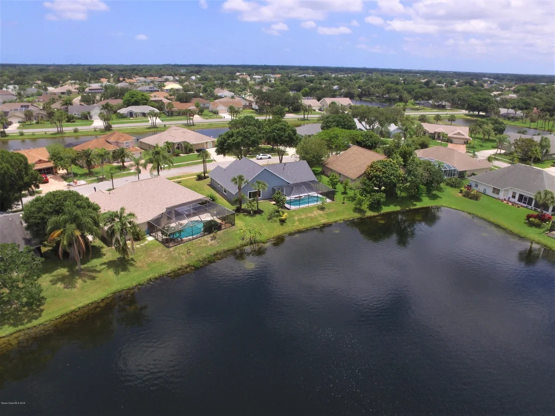 Photo of 2090 Lionel Drive