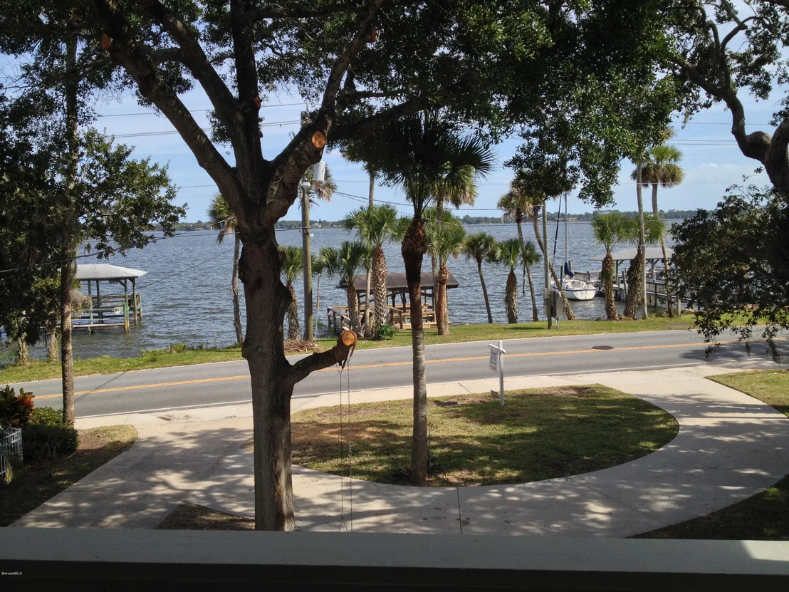 Photo of 525 Rockledge Drive