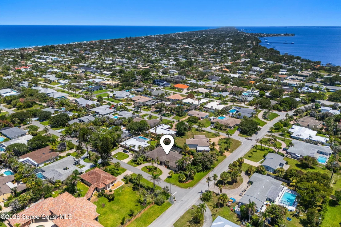 Photo of 339 Cocoa Avenue