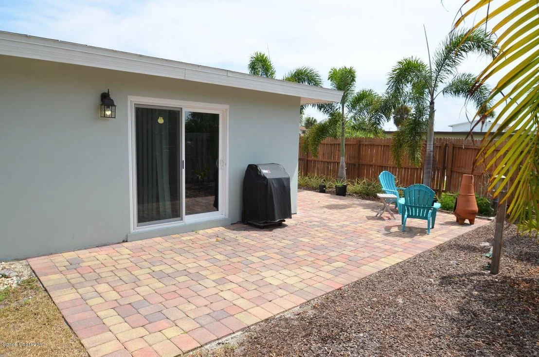 Photo of 1138 Pinetree Drive