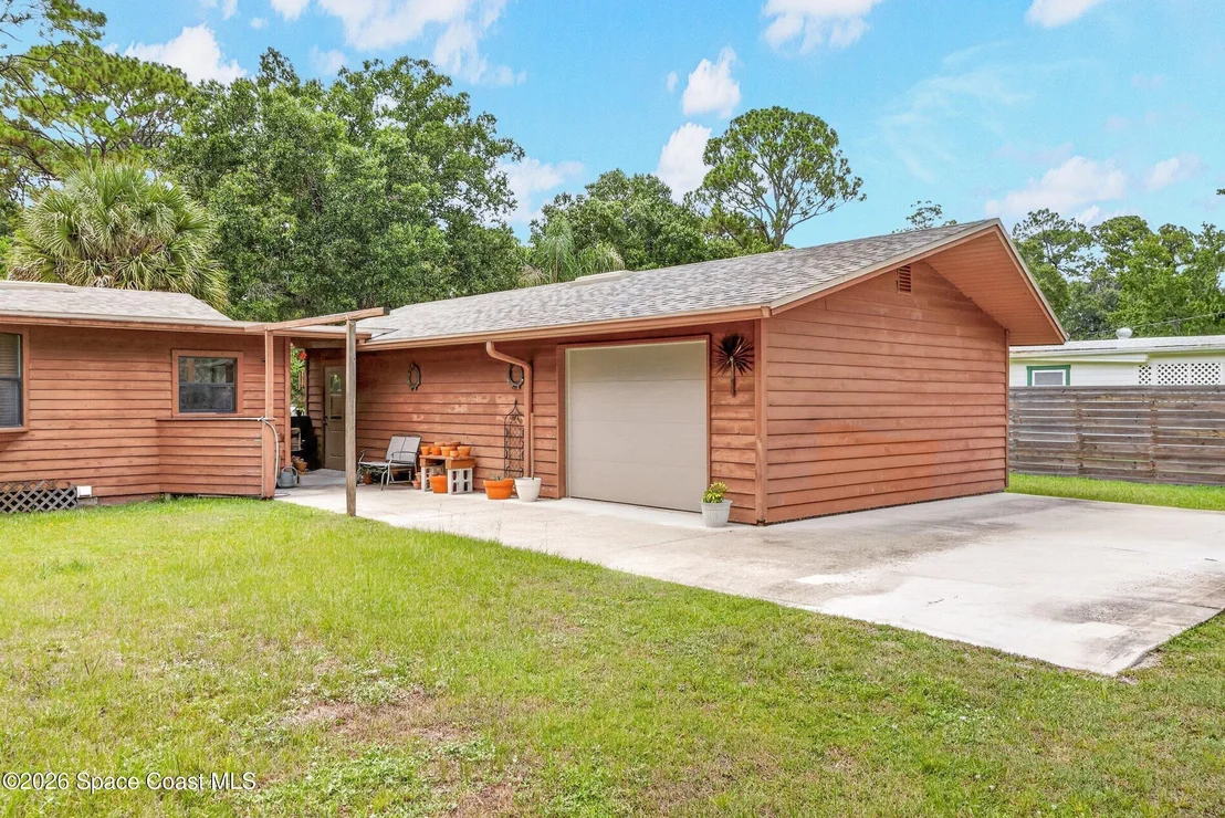 Photo of 2165 Feast Road