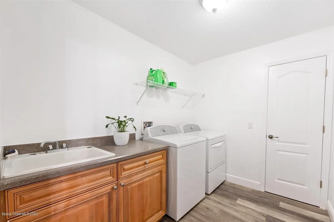 Photo of 1777 Auburn Lakes Drive