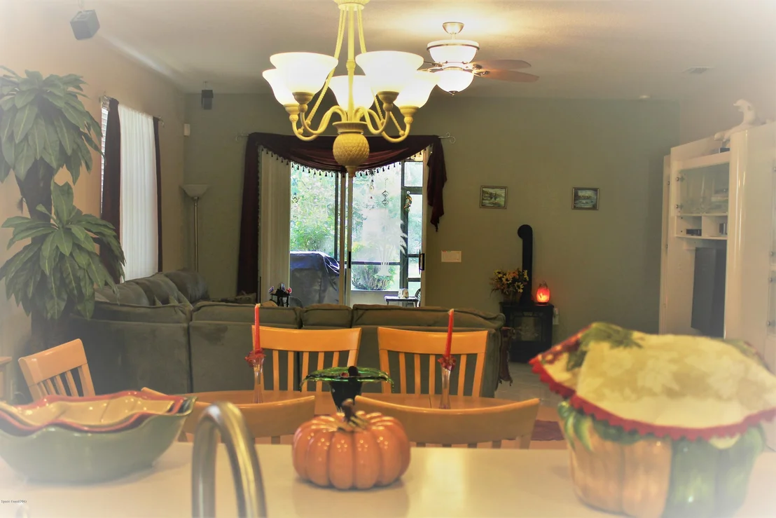 Photo of 322 Waterside Circle