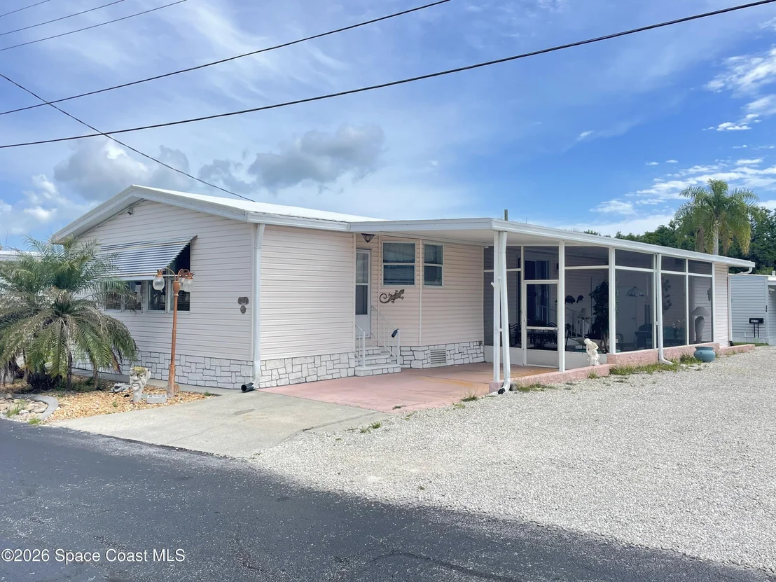 Photo of 3012 Indian River Drive NE