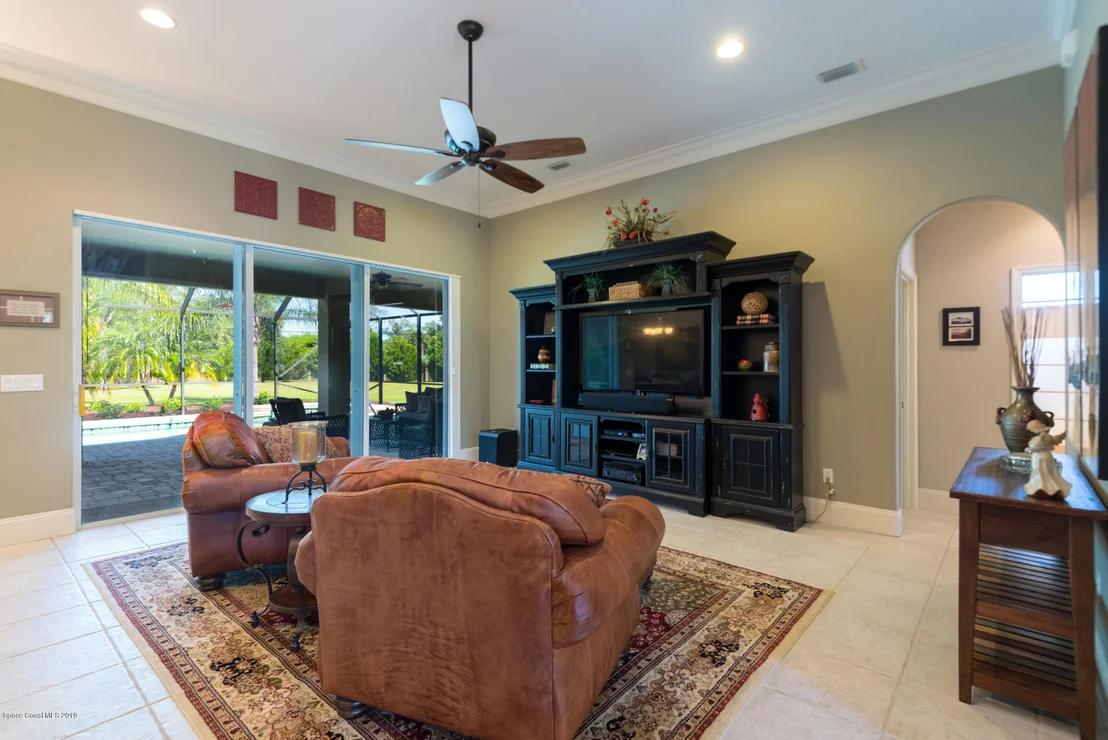 Photo of 2033 Woodfield Circle