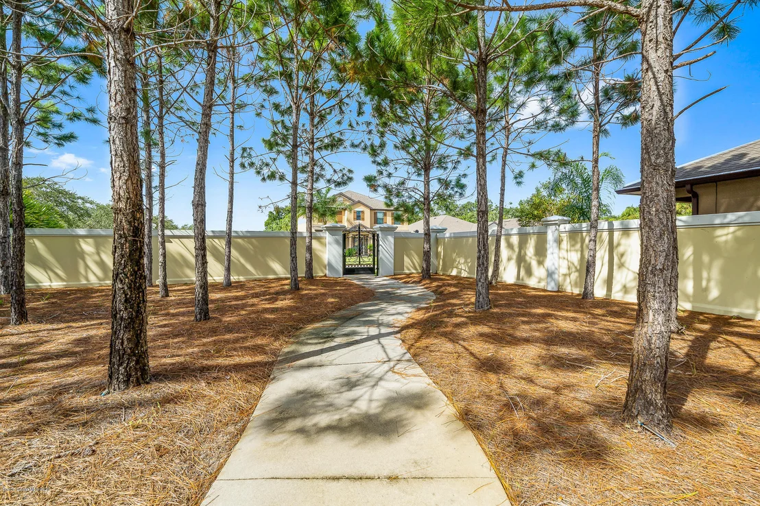 Photo of 5261 Extravagant Court