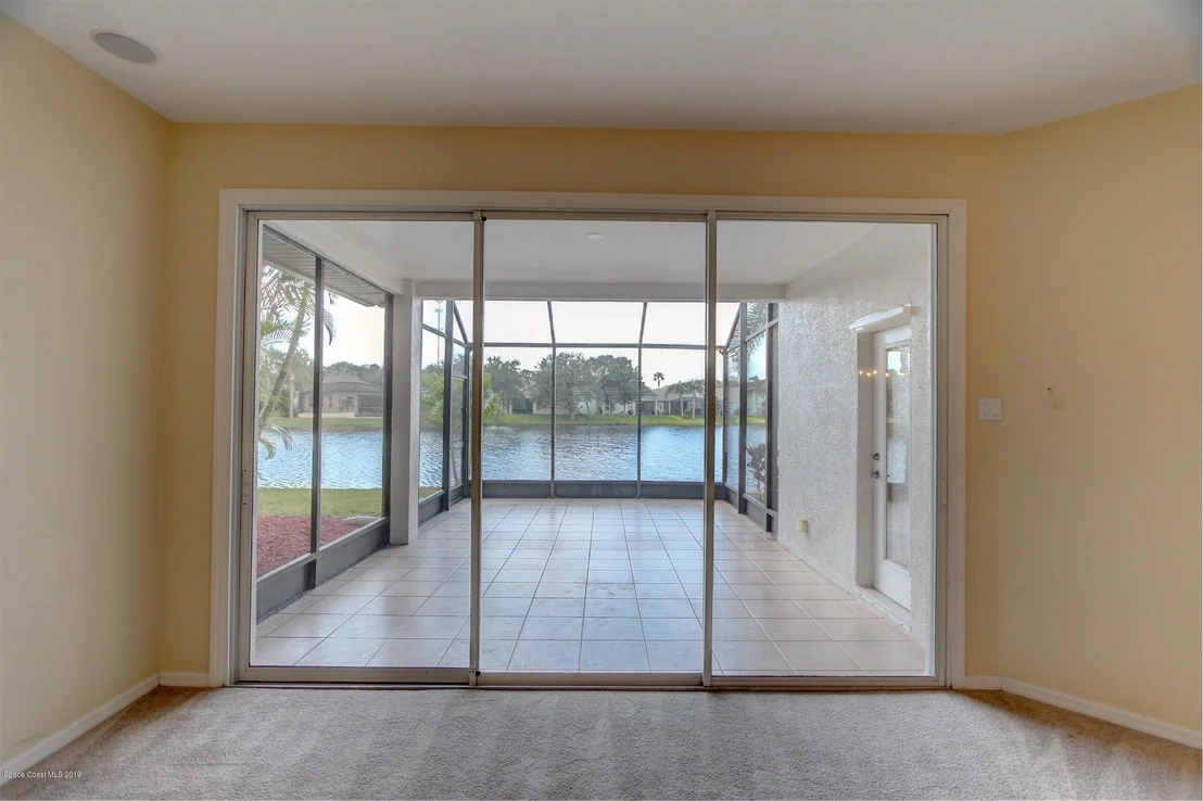 Photo of 4490 Portage Trail