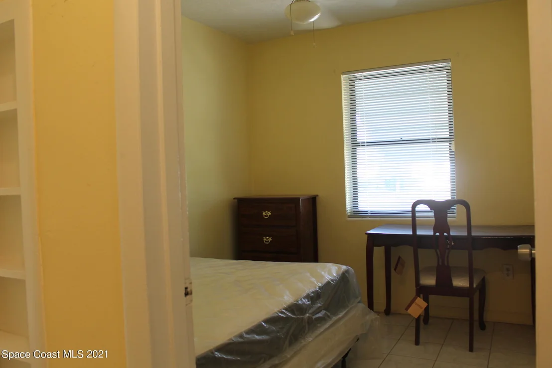 Photo of 1054 Cable Lane NE
