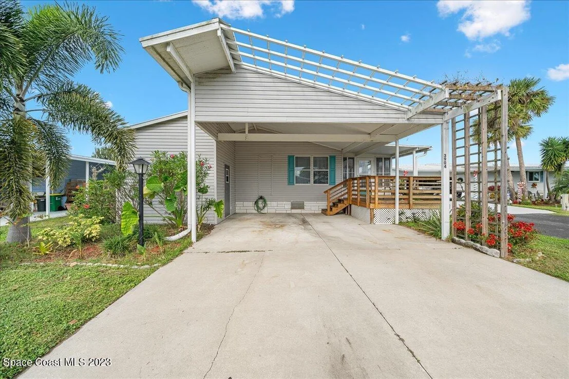Photo of 3904 Silk Oak Place