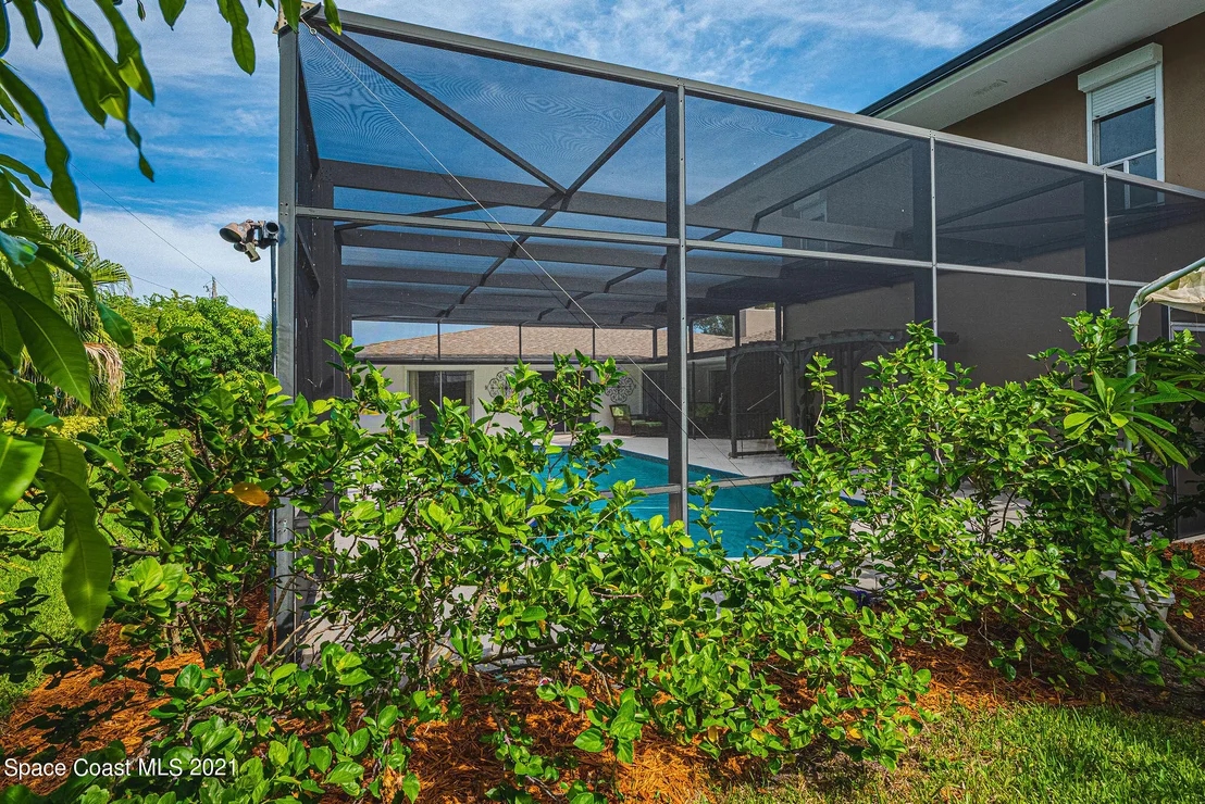 Photo of 616 Hibiscus Trail