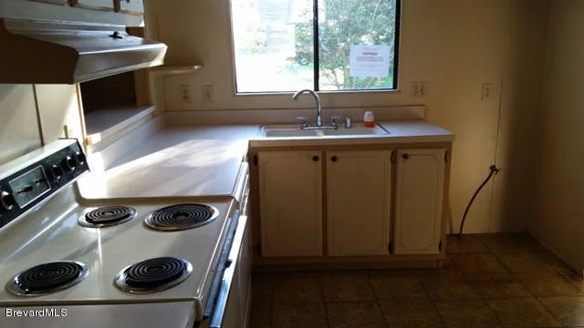 Photo of 176 Rosewood Drive