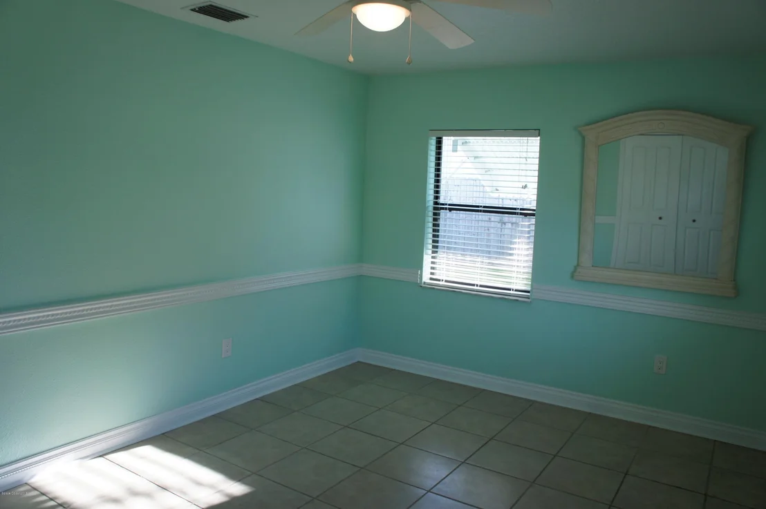 Photo of 456 Willow Lane