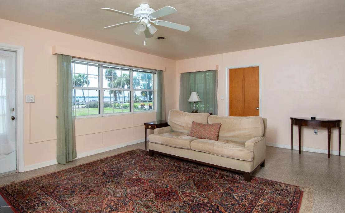 Photo of 1825 Rockledge Drive