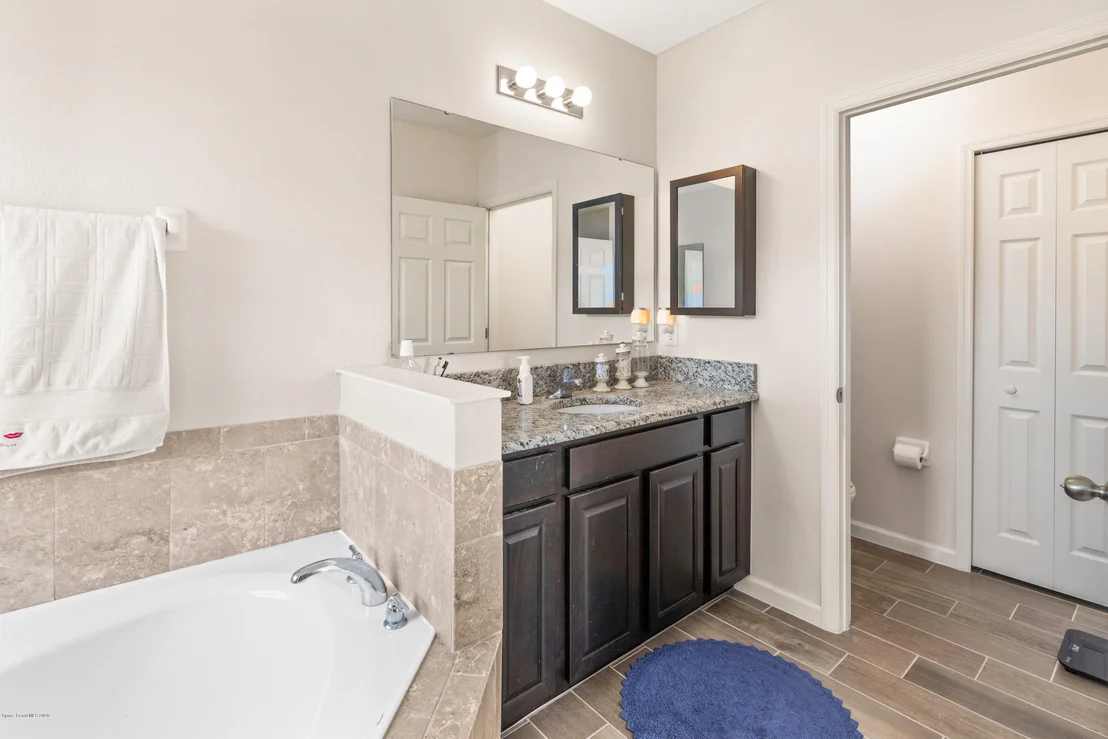 Photo of 1002 Peta Way