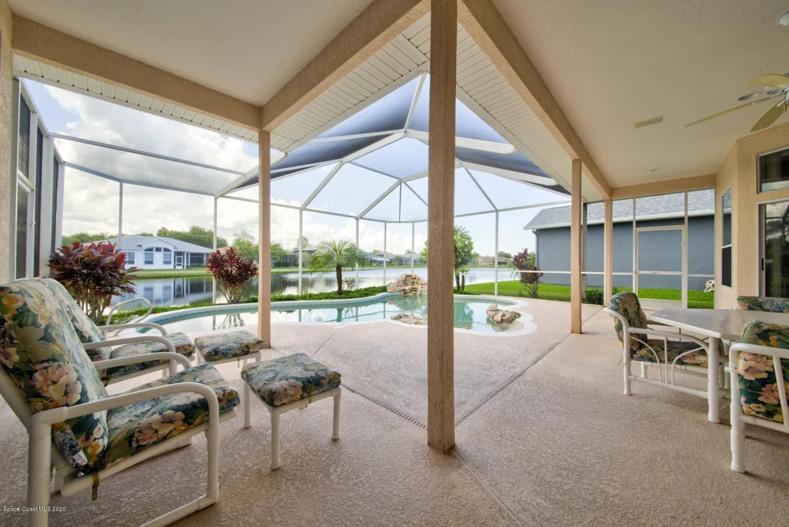 Photo of 1008 Fieldstone Drive