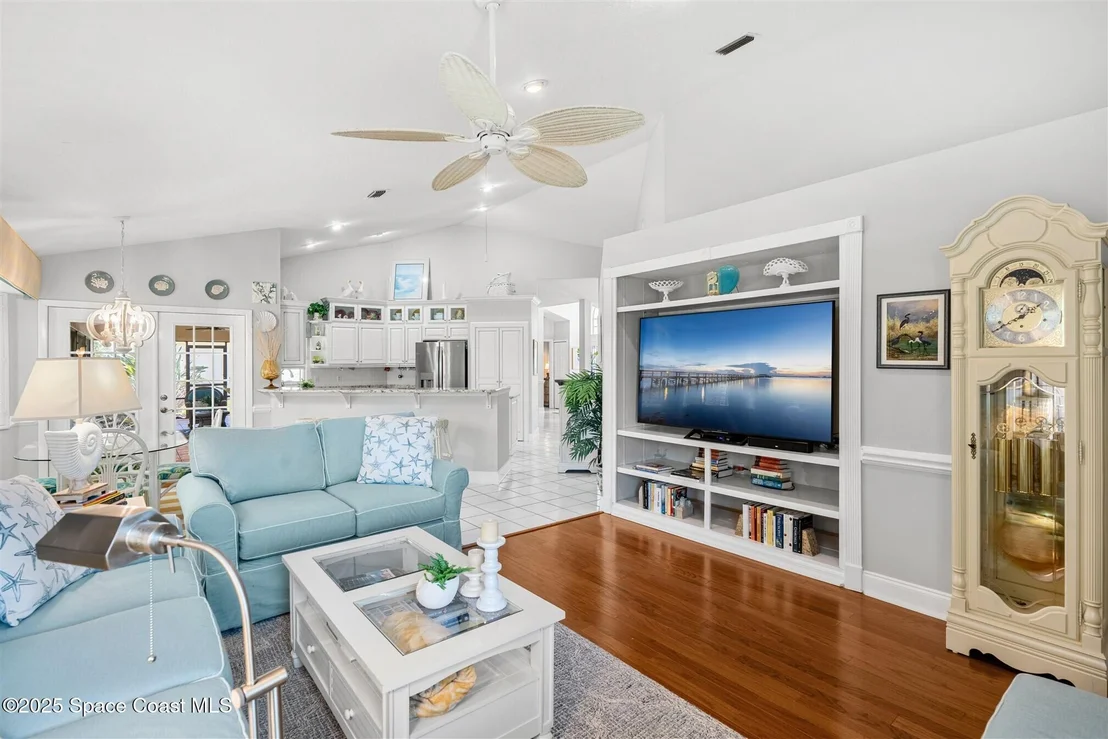Photo of 952 Wildwood Drive