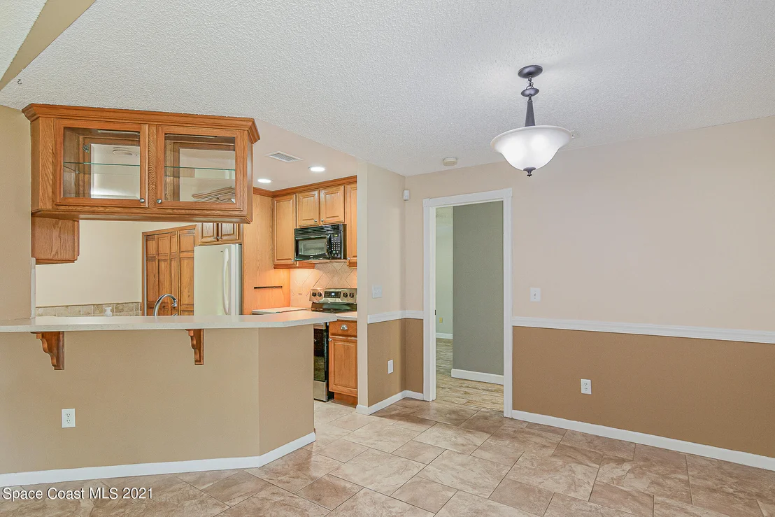 Photo of 5770 Fairbridge Street