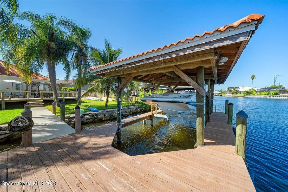 Photo of 208 Lanternback Island Drive