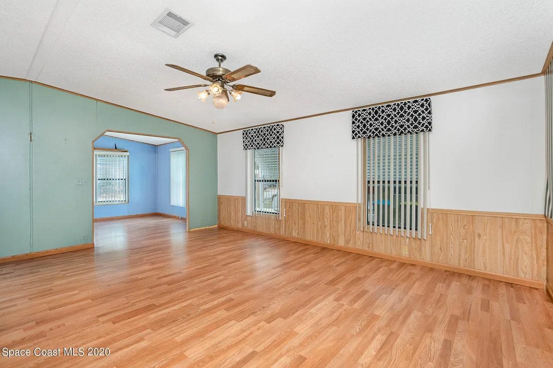 Photo of 1942 Seagrape Street NE