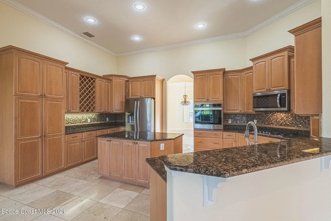 Photo of 8181 Compton Way