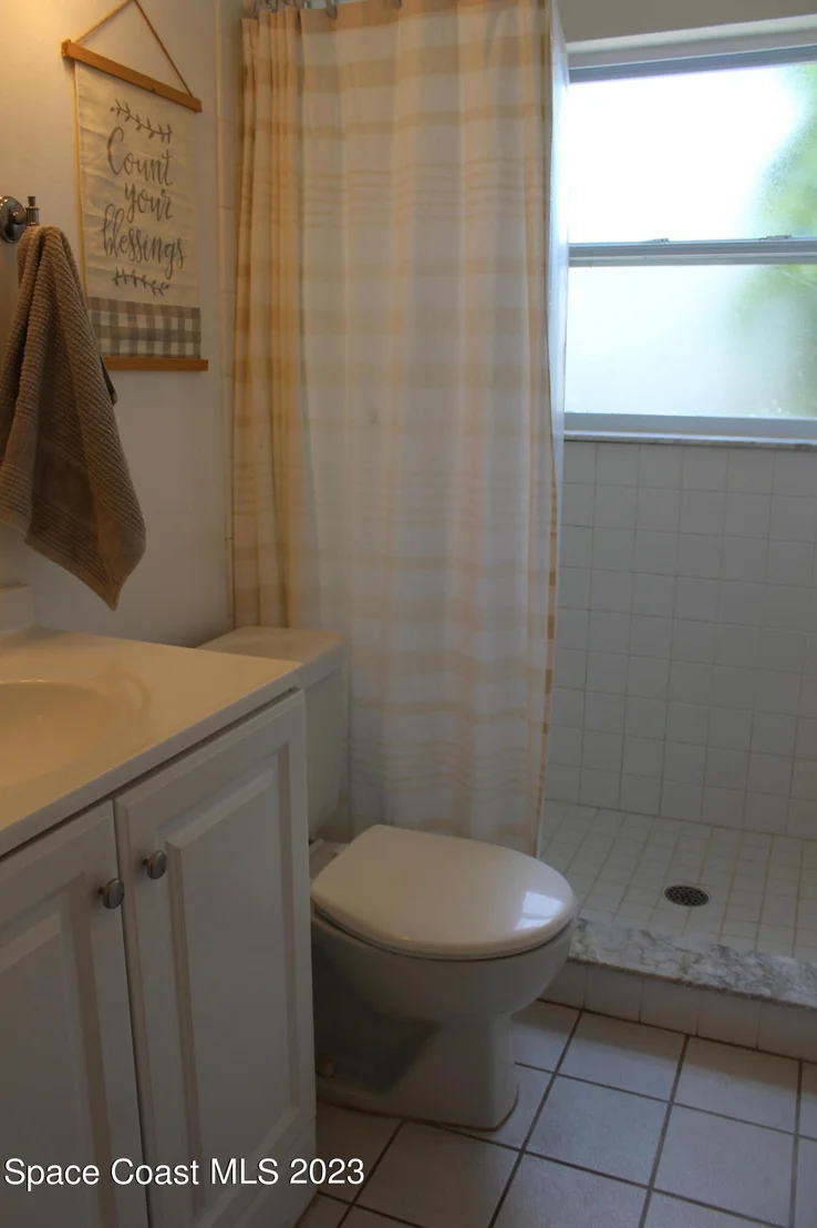 Photo of 2780 Locksley Road