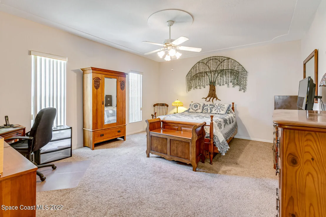 Photo of 1033 S Fork Circle