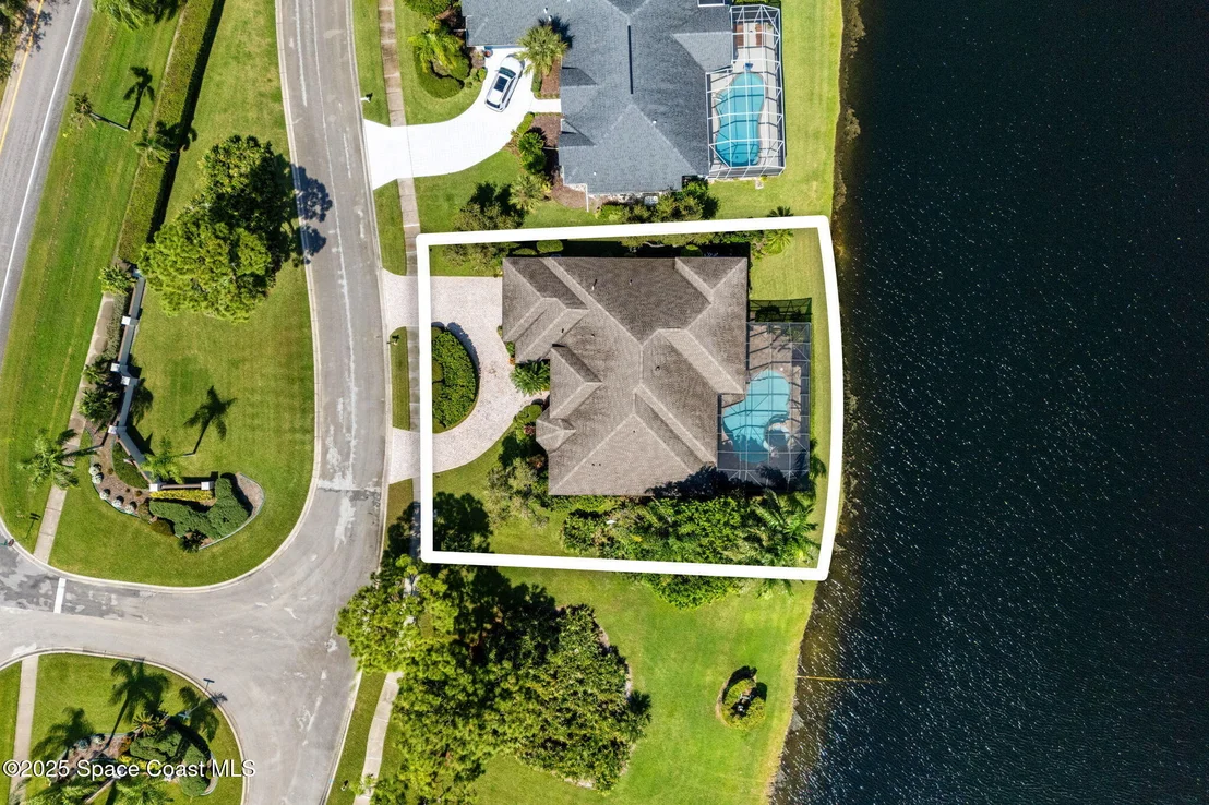 Photo of 921 Wildwood Drive
