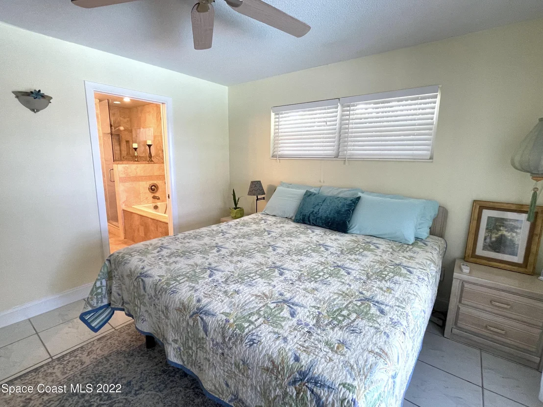 Photo of 45 W Bay Drive
