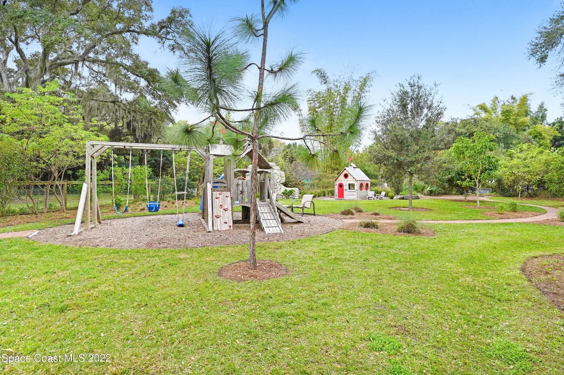 Photo of 1335 Rockledge Drive