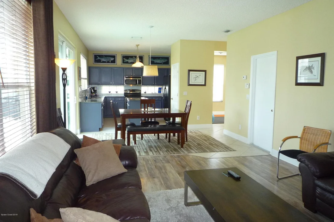 Photo of 1400 Hill Avenue