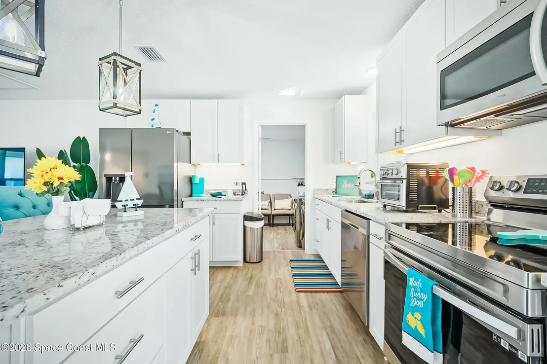 Photo of 557 Ixora Drive